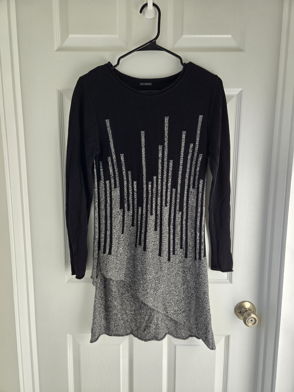 Stella Carakasi Black Knit Tunic Sweater Gray Accent Cotton Wool Cashmere Small